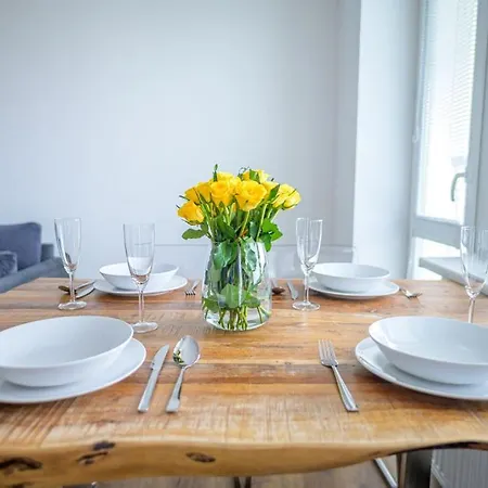 Апартаменты Luxury Flat In