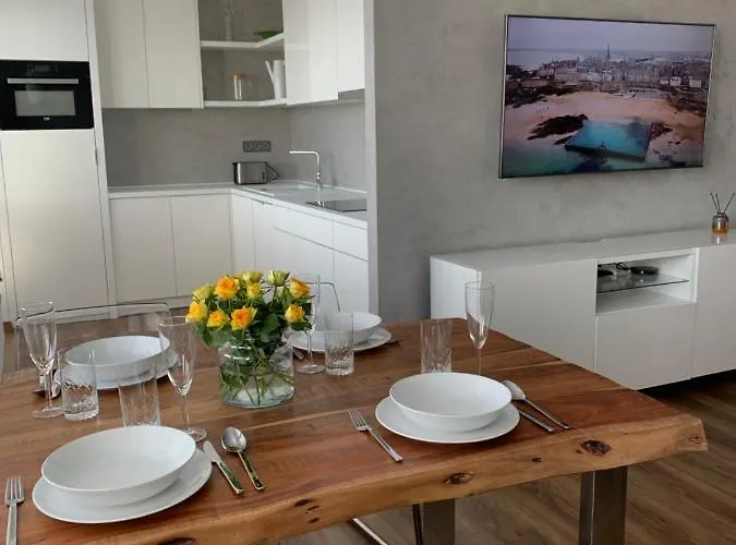 Luxury Flat In Apartment