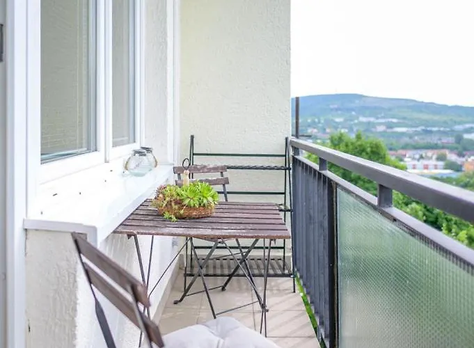 Luxury Flat In *