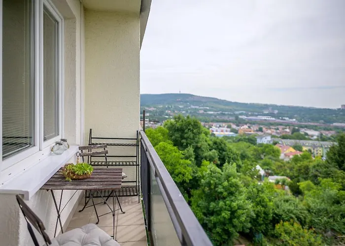Luxury Flat In *
